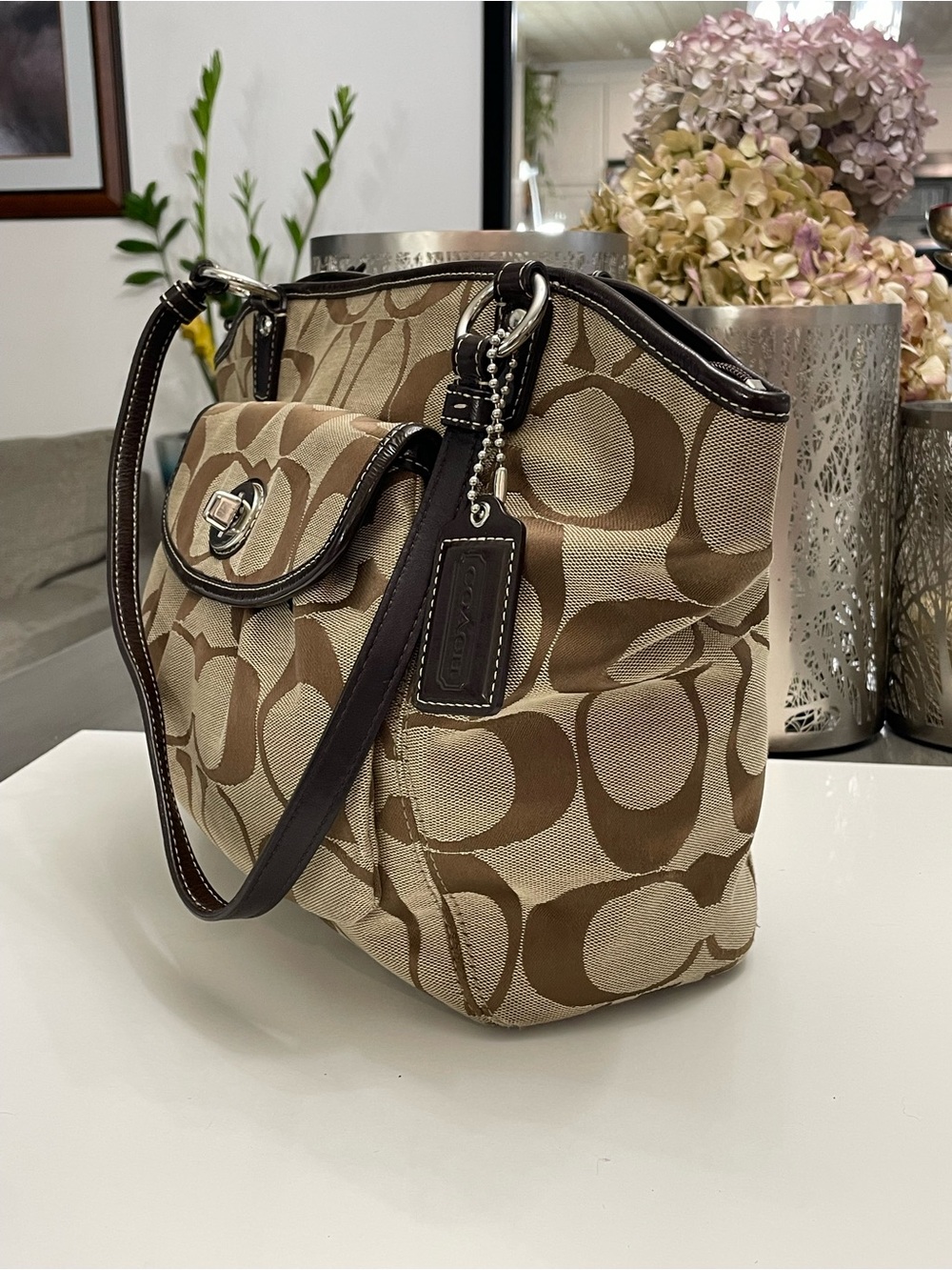 Coach Signature Turnlock Canvas Tote Bag Brown Leather Trim - Picture 2 of 10
